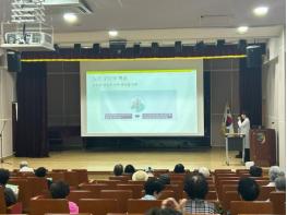 금산군보건소, 금산행복대학 노인 구강건강관리 교육 기사 이미지