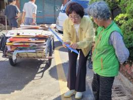 김해시, 폐지 수집 어르신 166명 대상 폭염 특별 예찰활동 강화 기사 이미지